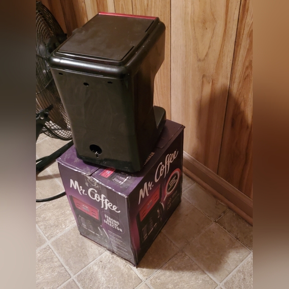 Mr.Coffee Maker - Picture 3 of 6